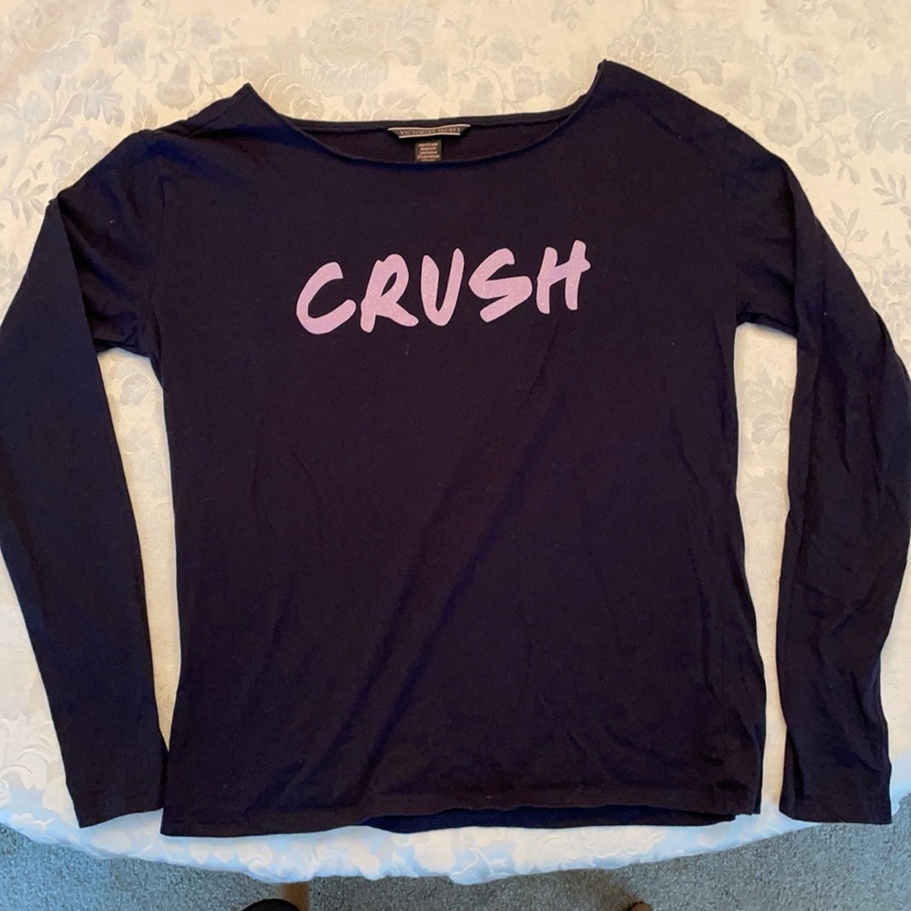 Victoria’s Secret long Sleeve Tee CRUSH Size XS
